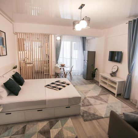 Premium Studios Mamaia Nord - Marea La 50M Năvodari Eksteriør billede