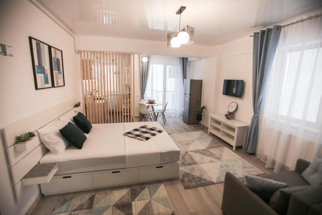 Premium Studios Mamaia Nord - Marea La 50M Năvodari Eksteriør billede