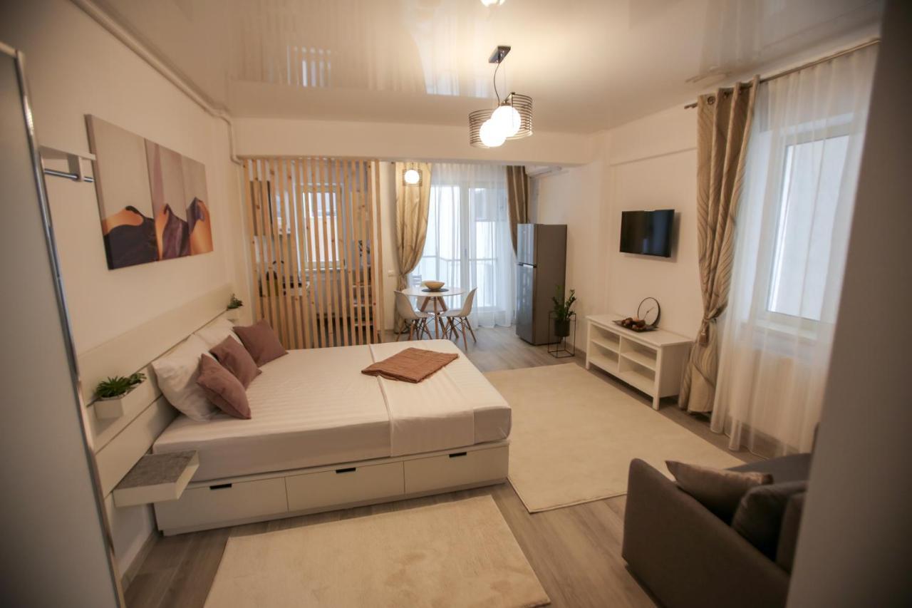 Premium Studios Mamaia Nord - Marea La 50M Năvodari Eksteriør billede
