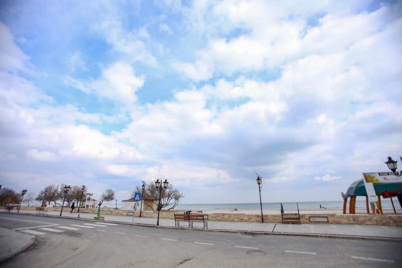 Premium Studios Mamaia Nord - Marea La 50M Năvodari Eksteriør billede